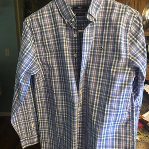 Boys vineyard vines large blue and white pink